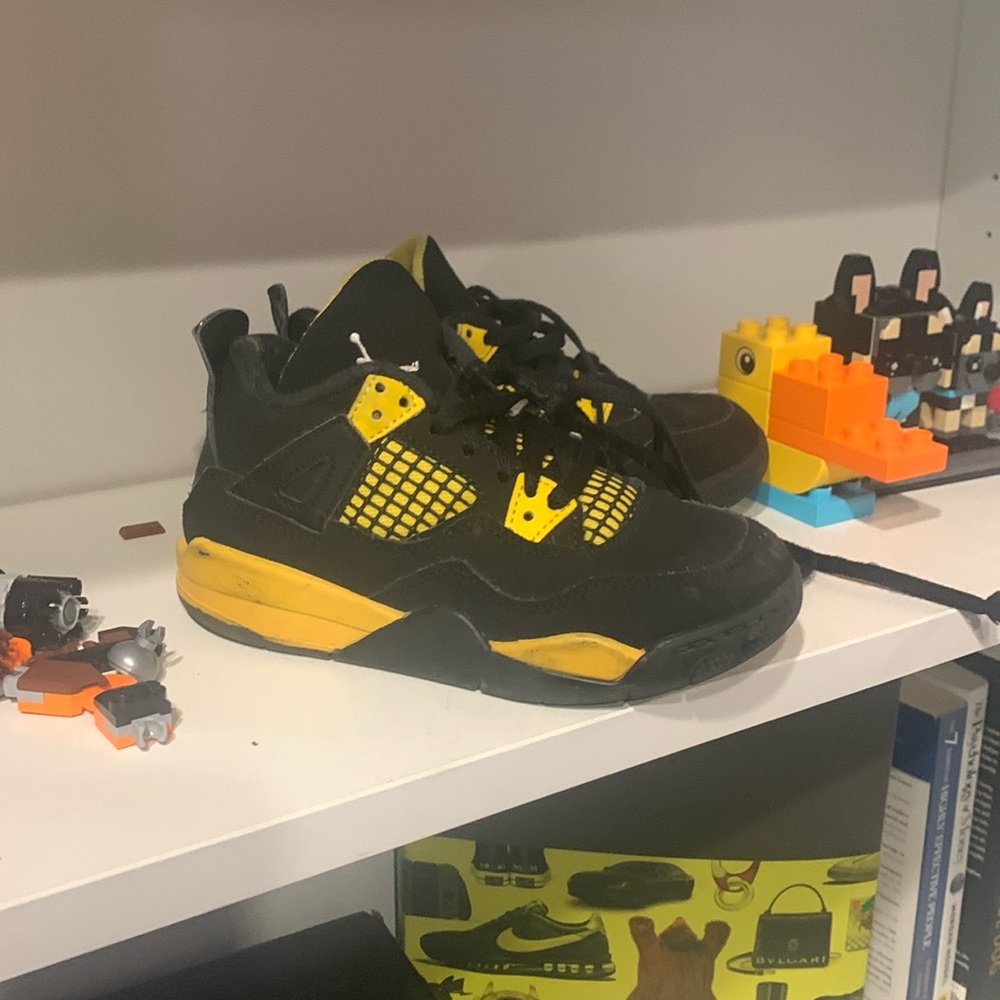 Jordan thunder 4